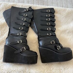Sleek Black Multi-Strap Platform Boots